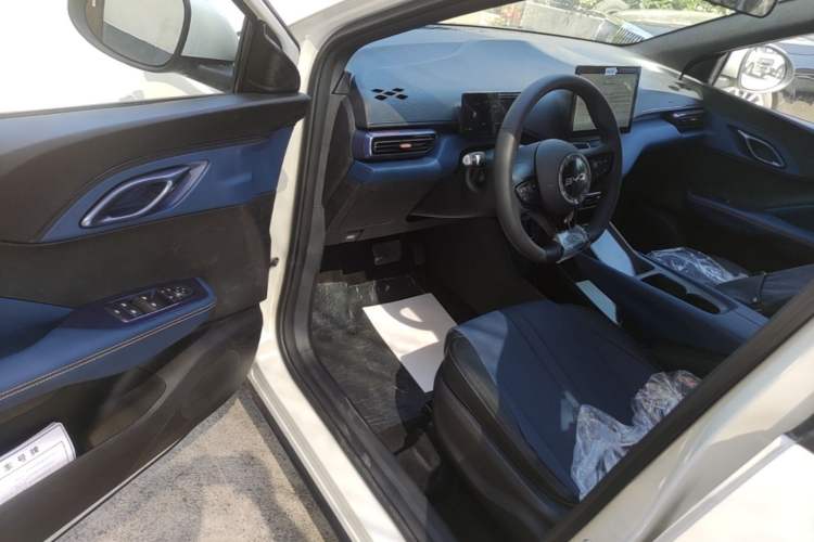 Used BYD Seagull 2025 Intelligent Driving Version 305 km Dynamic Edition Driver Seat