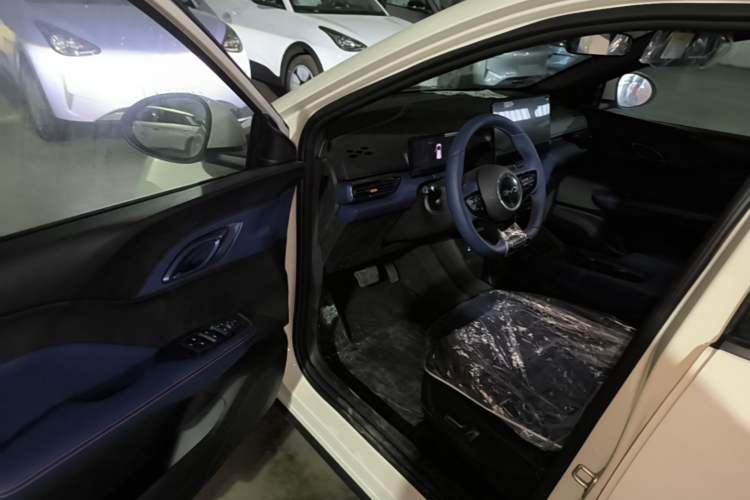 Used BYD Seagull 2025 Smart Drive Version 305 km Freedom Edition Driver Seat