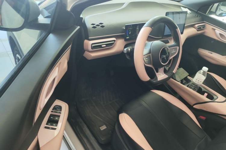 Used BYD Seagull 2025 Model Smart Drive Version 405km Free-Spirited Version Driver Seat