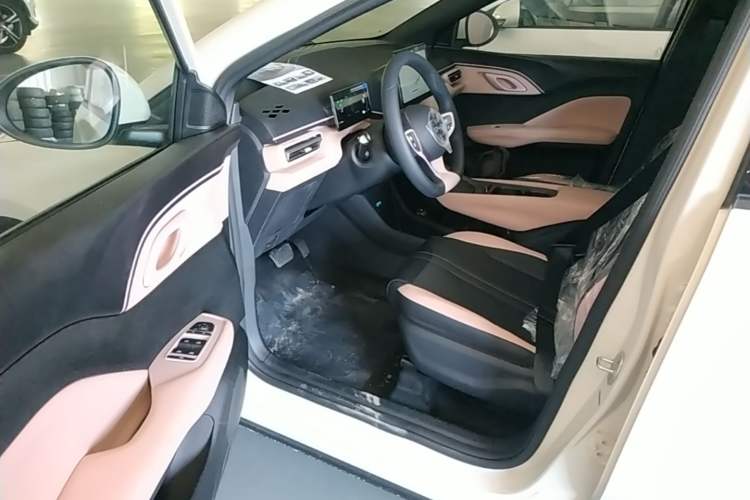 Used BYD Seagull 2025 Intelligent Driving Version 305 km Dynamic Edition Driver Seat
