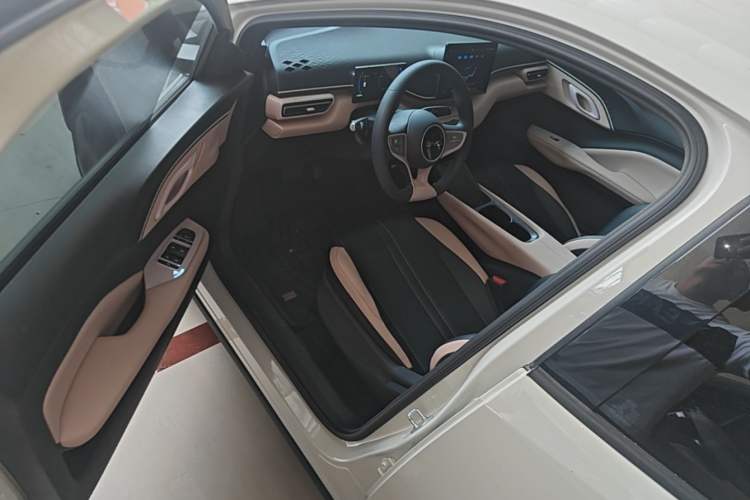 Used BYD Seagull 2025 Intelligent Driving Version 305 km Dynamic Edition Driver Seat