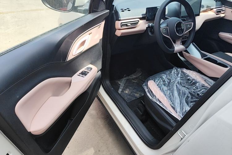 Used BYD Seagull 2025 Intelligent Driving Version 305 km Dynamic Edition Driver Seat