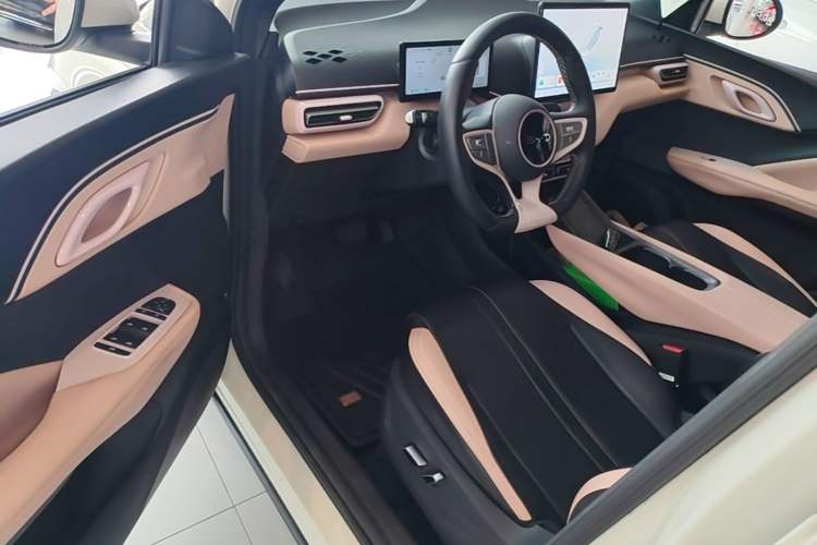Used BYD Seagull 2025 Smart Drive Version 305 km Freedom Edition Driver Seat