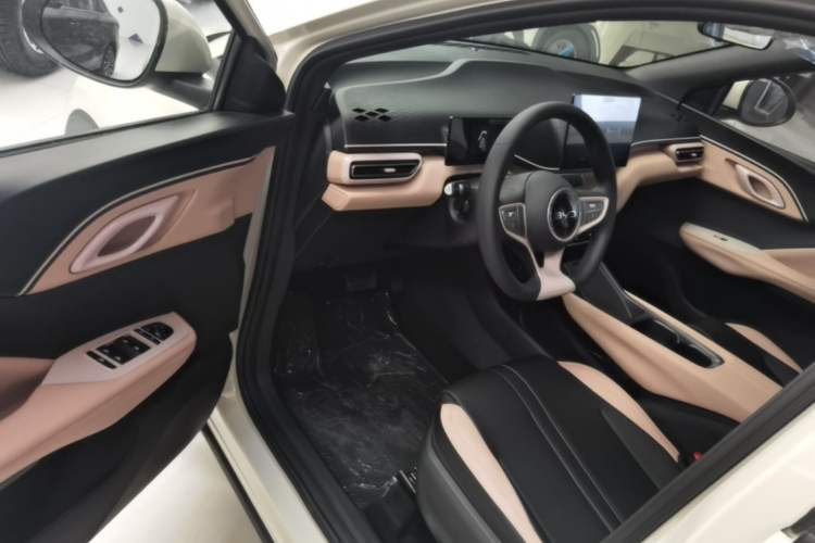 Used BYD Seagull 2025 Intelligent Driving Version 305 km Dynamic Edition Driver Seat