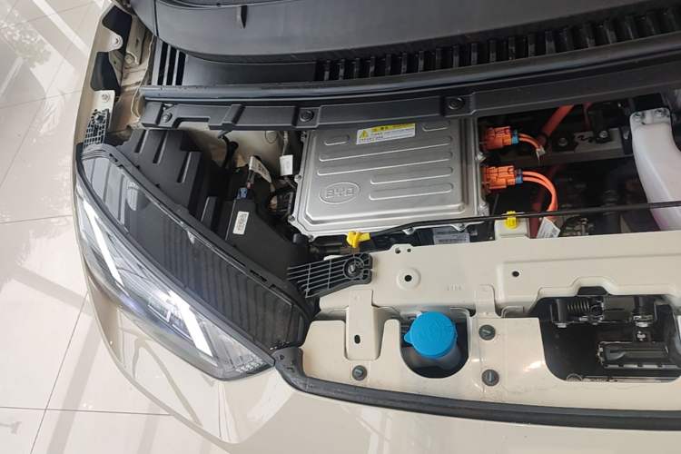 Used BYD Seagull 2025 Smart Drive Version 305 km Freedom Edition Engine Bay Right