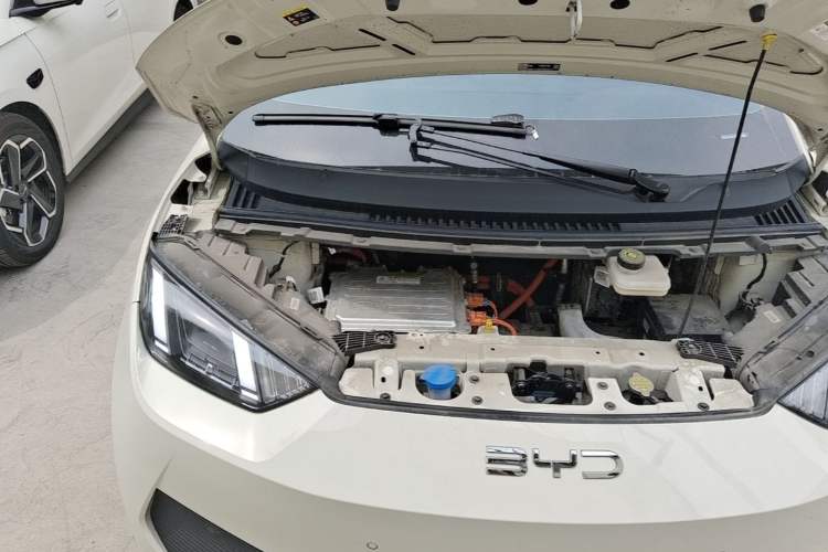 Used BYD Seagull 2025 Smart Drive Version 305 km Freedom Edition Engine Bay Right