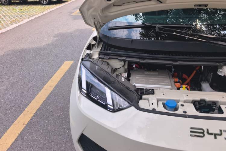 Used BYD Seagull 2025 Smart Drive Version 305 km Freedom Edition Engine Bay Right