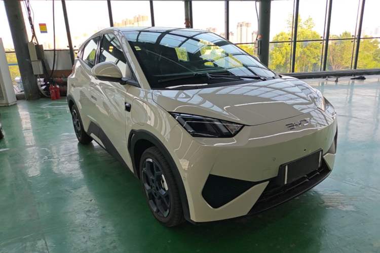Used BYD Seagull 2025 Smart Drive Version 305 km Freedom Edition Front Right 45 Deg