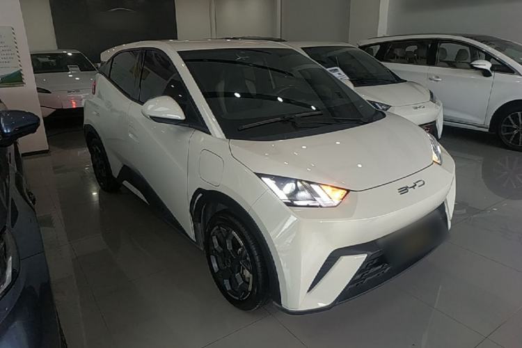 Used BYD Seagull 2025 405 km Flying Edition Front Right 45 Deg