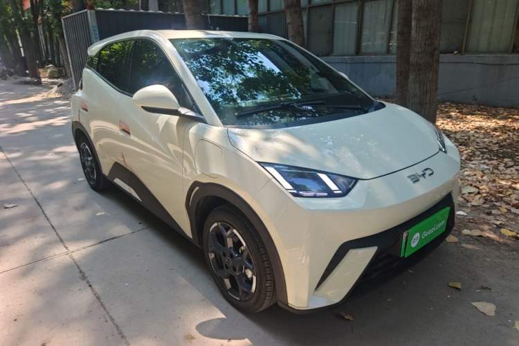 Used BYD Seagull 2025 305 km Free Version Front Right 45 Deg