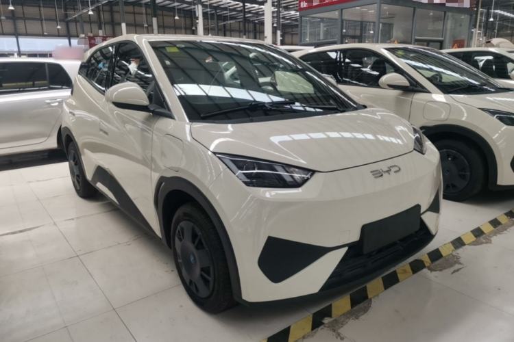 Used BYD Seagull 2025 Intelligent Driving Version 305 km Dynamic Edition Front Right 45 Deg