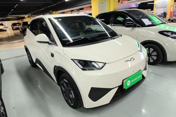 Used BYD Seagull 2025 Intelligent Driving Version 405 km Flying Edition Front Right 45 Deg
