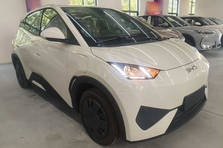 Used BYD Seagull 2025 Intelligent Driving Version 305 km Dynamic Edition Front Right 45 Deg