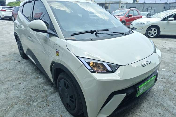 Used BYD Seagull 2025 305km Active Version Front Right 45 Deg