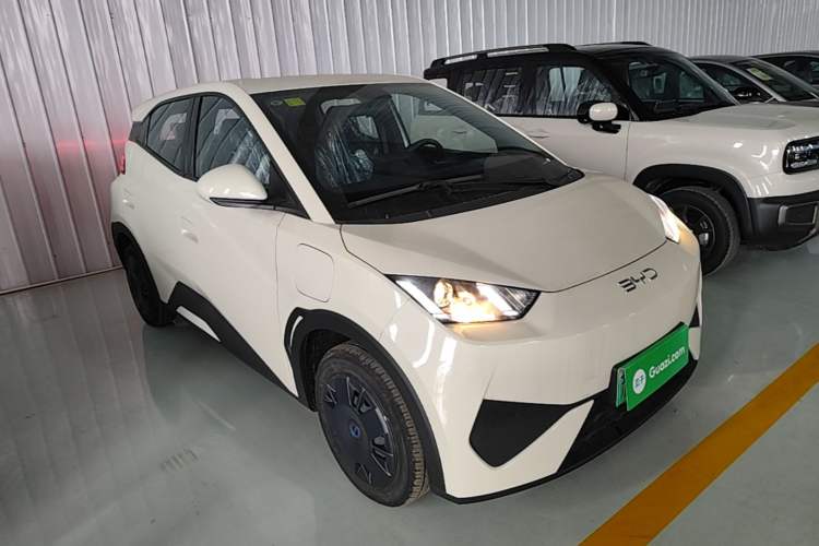 Used BYD Seagull 2025 Intelligent Driving Version 305 km Dynamic Edition Front Right 45 Deg