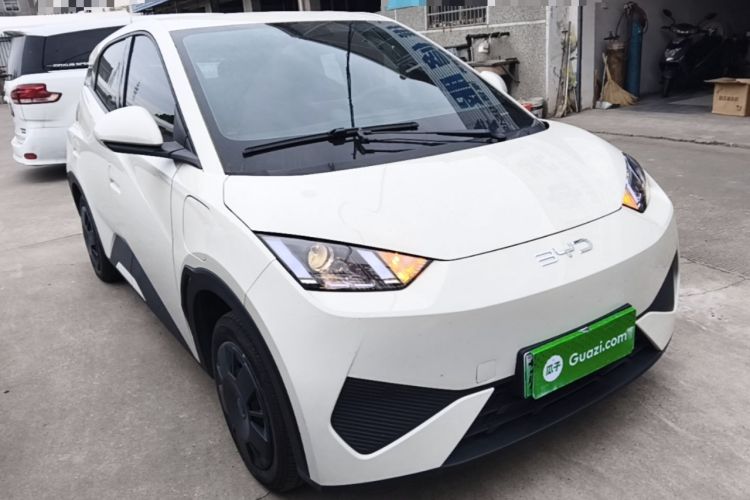 Used BYD Seagull 2025 305km Active Version Front Right 45 Deg