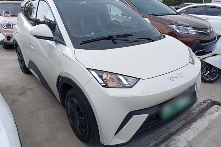 Used BYD Seagull 2025 305km Active Version Front Right 45 Deg
