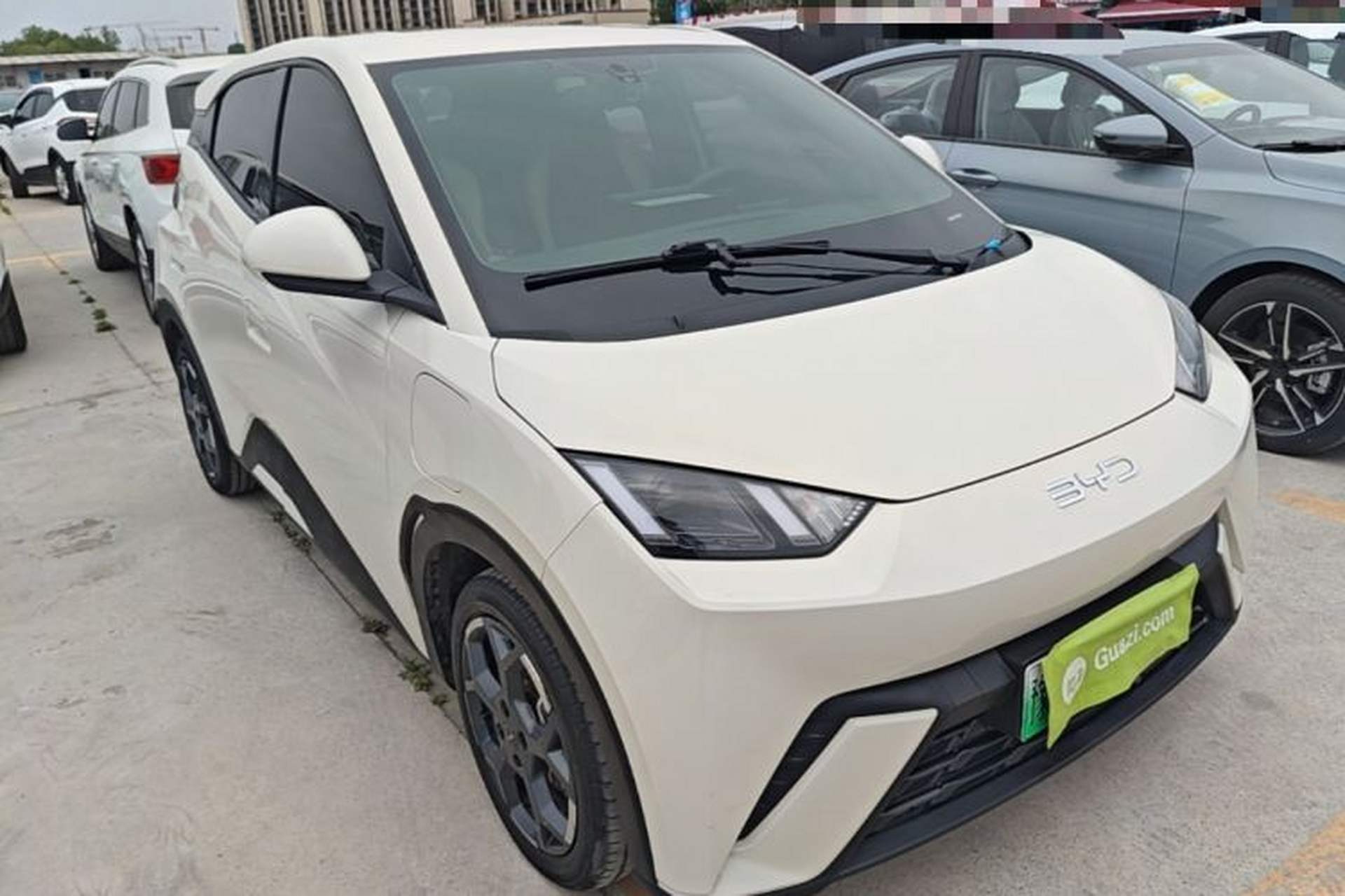 Used BYD Seagull 2025 305 km Free Version Front Right 45 Deg