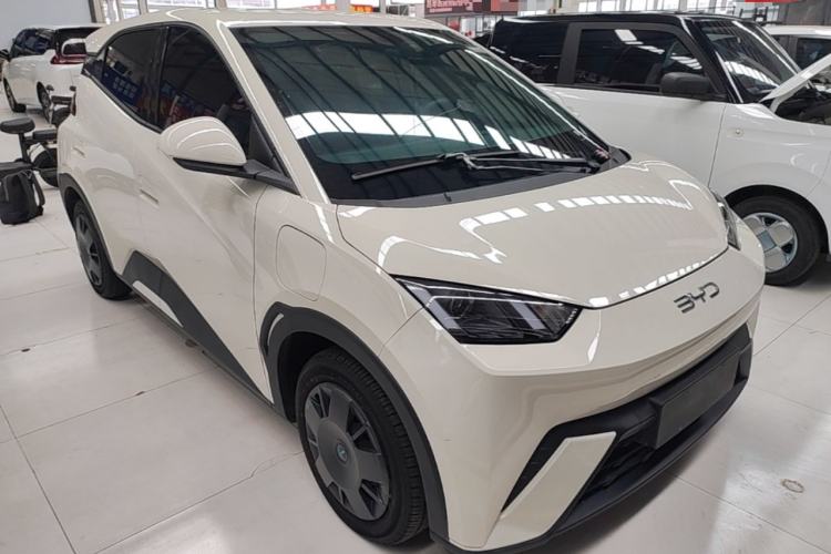 Used BYD Seagull 2025 305km Active Version Front Right 45 Deg