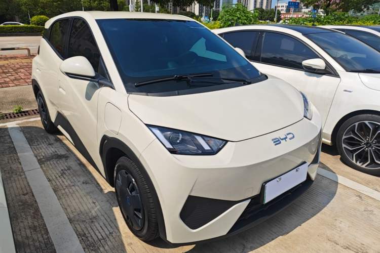 Used BYD Seagull 2025 Intelligent Driving Version 305 km Dynamic Edition Front Right 45 Deg