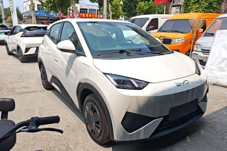 Used BYD Seagull 2025 Intelligent Driving Version 305 km Dynamic Edition Front Right 45 Deg
