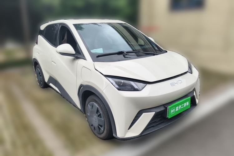 Used BYD Seagull 2025 305km Active Version Front Right 45 Deg