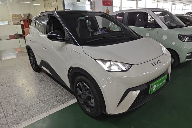 Used BYD Seagull 2025 405 km Flying Edition Front Right 45 Deg
