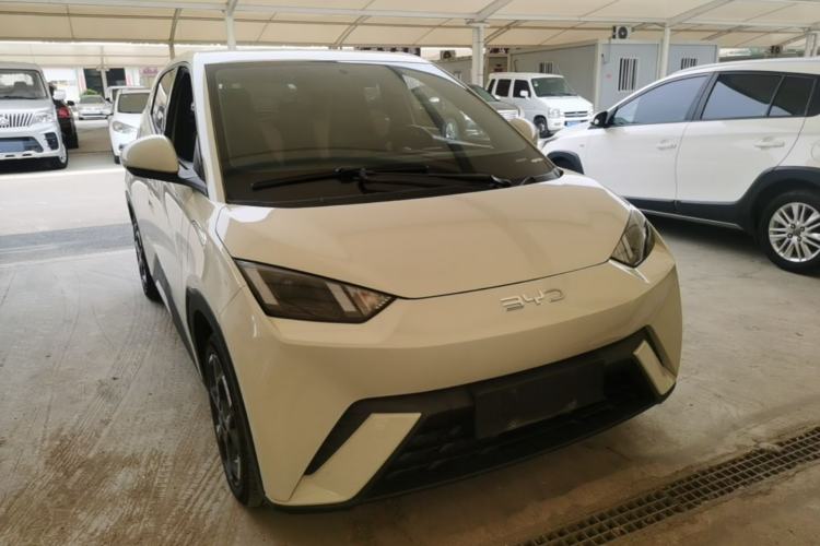 Used BYD Seagull 2025 305 km Free Version Front Right 45 Deg