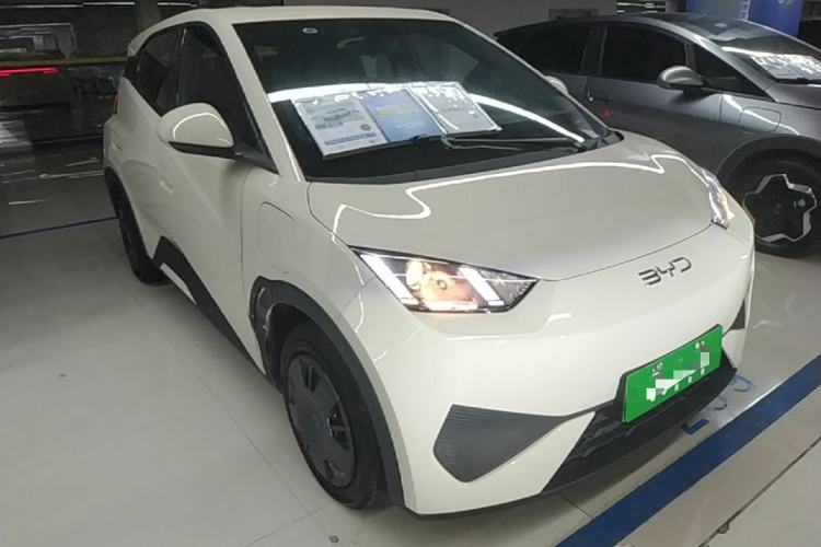 Used BYD Seagull 2025 Intelligent Driving Version 305 km Dynamic Edition Front Right 45 Deg