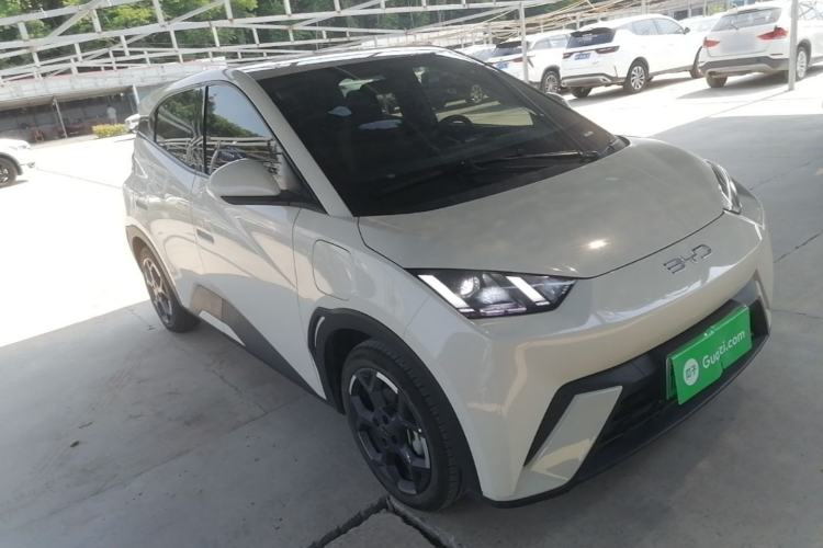 Used BYD Seagull 2025 305 km Free Version Front Right 45 Deg