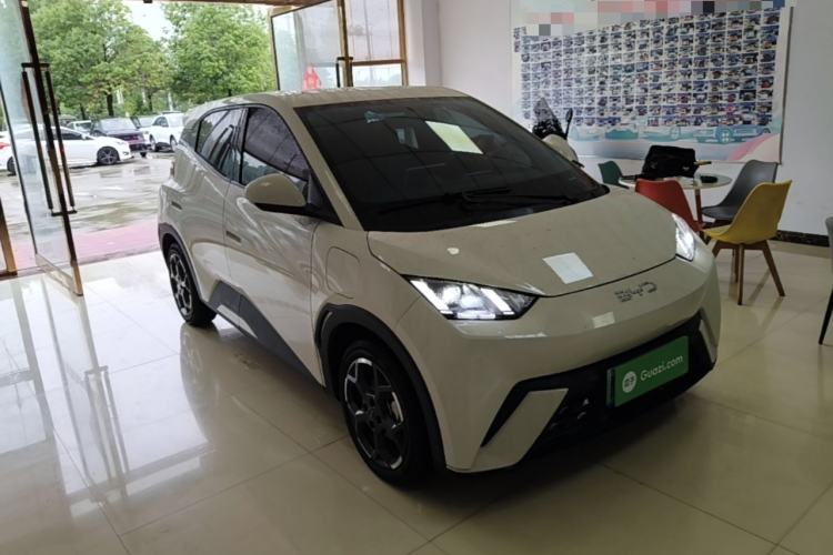 Used BYD Seagull 2025 305 km Free Version Front Right 45 Deg