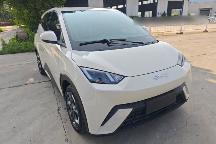 Used BYD Seagull 2025 305 km Free Version Front Right 45 Deg