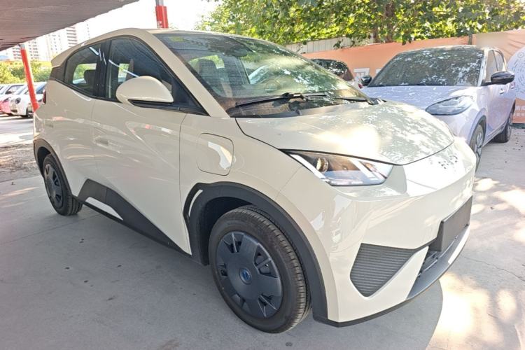 Used BYD Seagull 2025 Intelligent Driving Version 305 km Dynamic Edition Front Right 45 Deg