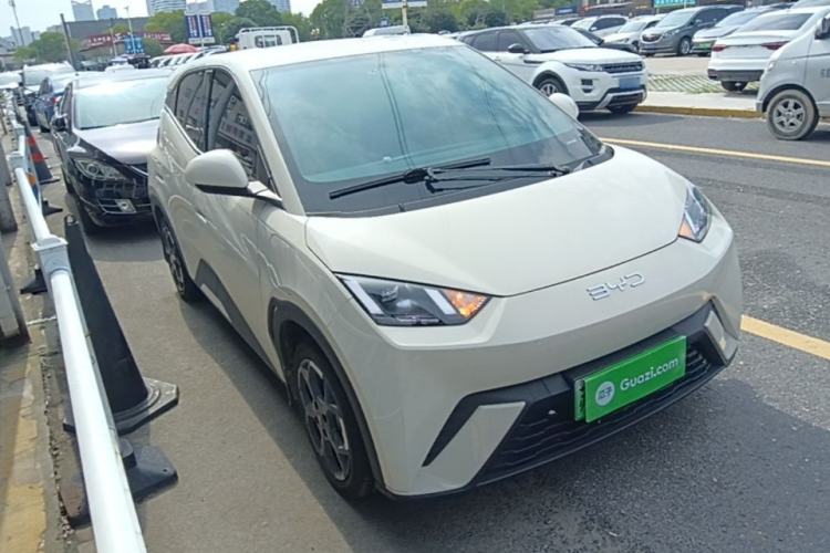 Used BYD Seagull 2025 405 km Flying Edition Front Right 45 Deg
