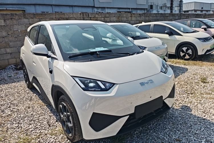 Used BYD Seagull 2025 Intelligent Driving Version 405 km Flying Edition Front Right 45 Deg