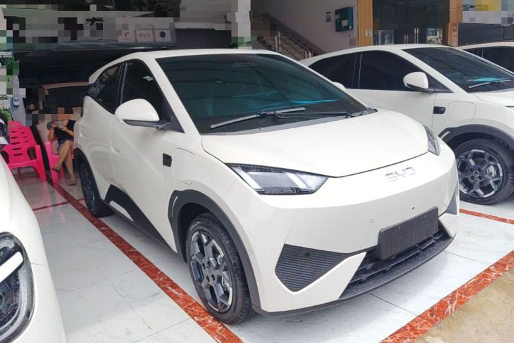 Used BYD Seagull 2025 Smart Drive Version 305 km Freedom Edition Front Right 45 Deg