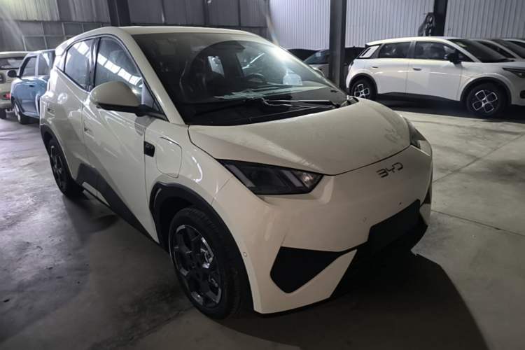 Used BYD Seagull 2025 Smart Drive Version 305 km Freedom Edition Front Right 45 Deg