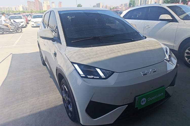 Used BYD Seagull 2025 Smart Drive Version 305 km Freedom Edition Front Right 45 Deg