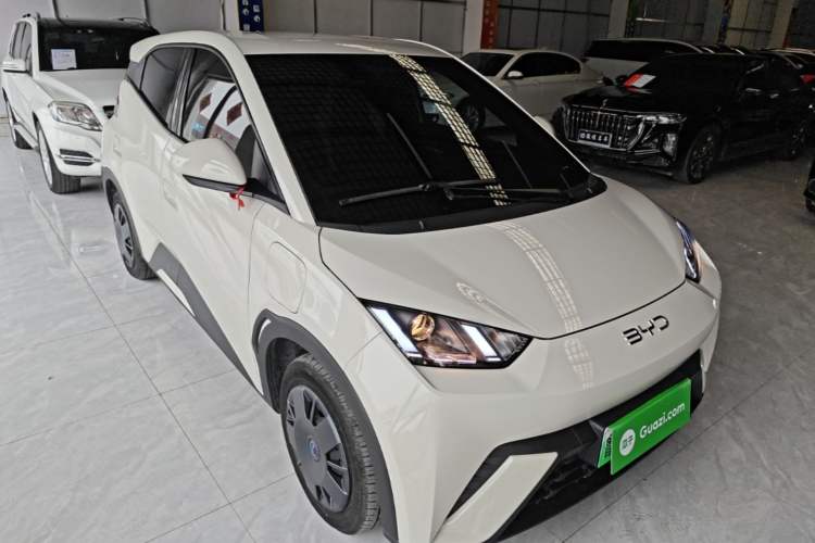Used BYD Seagull 2025 305km Active Version Front Right 45 Deg