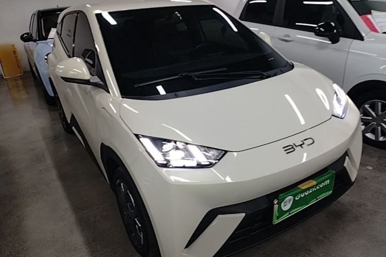 Used BYD Seagull 2025 305 km Free Version Front Right 45 Deg