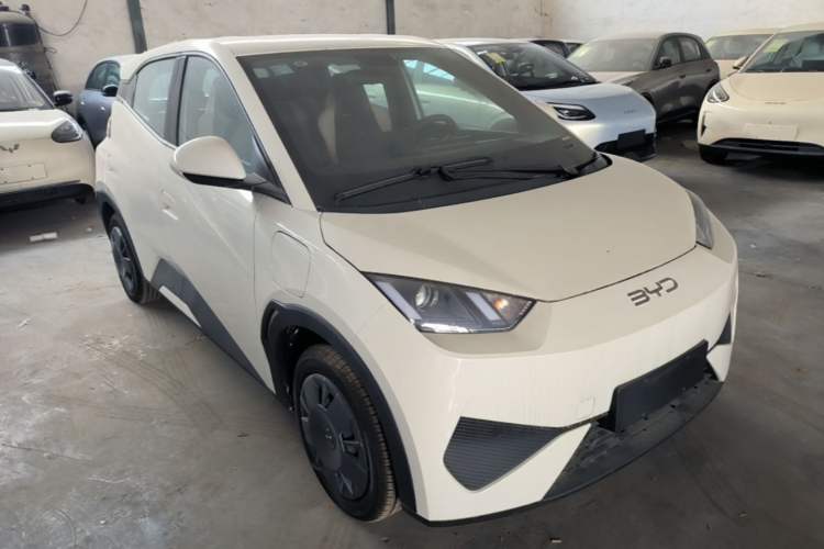 Used BYD Seagull 2025 Intelligent Driving Version 305 km Dynamic Edition Front Right 45 Deg