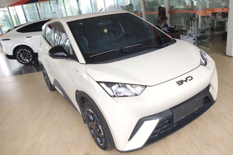 Used BYD Seagull 2025 305 km Free Version Front Right 45 Deg