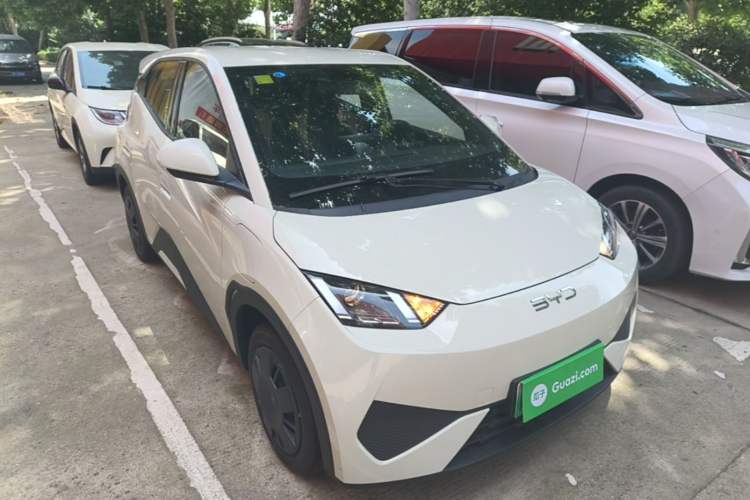 Used BYD Seagull 2025 Intelligent Driving Version 305 km Dynamic Edition Front Right 45 Deg