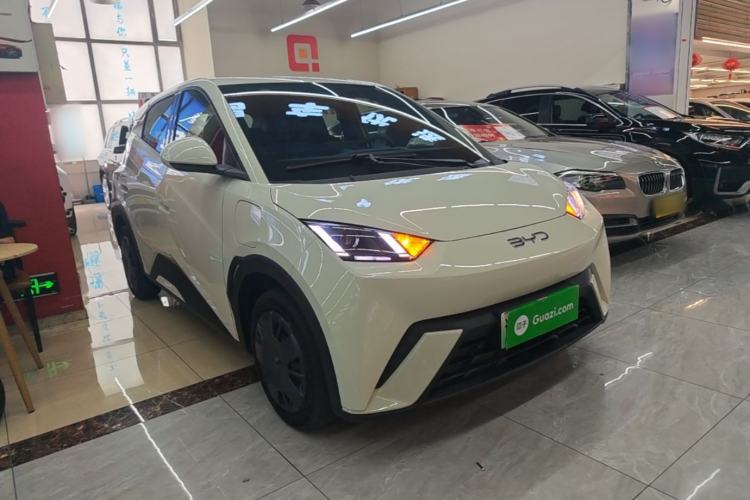 Used BYD Seagull 2025 305km Active Version Front Right 45 Deg