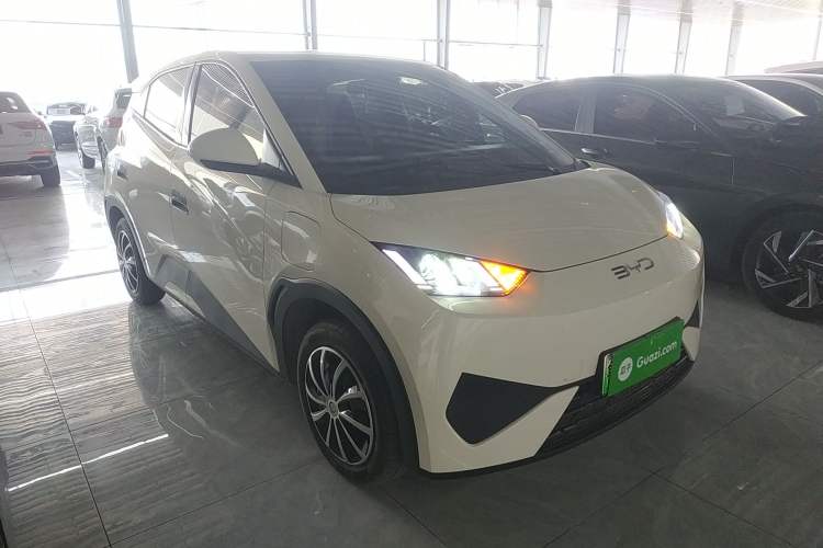 Used BYD Seagull 2025 Intelligent Driving Version 305 km Dynamic Edition Front Right 45 Deg