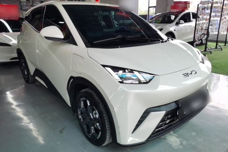 Used BYD Seagull 2025 305 km Free Version Front Right 45 Deg
