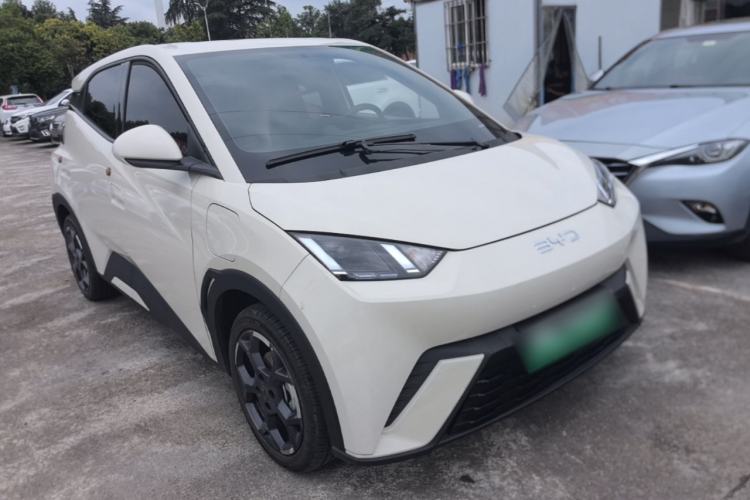Used BYD Seagull 2025 305 km Free Version Front Right 45 Deg