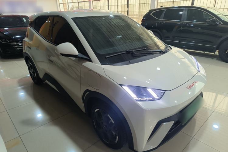 Used BYD Seagull 2025 305 km Free Version Front Right 45 Deg