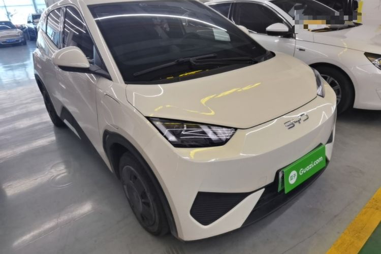 Used BYD Seagull 2025 305km Active Version Front Right 45 Deg