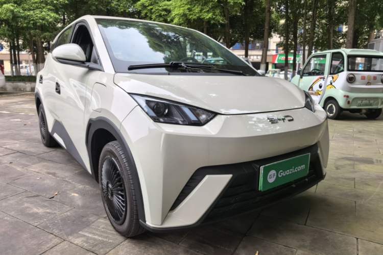 Used BYD Seagull 2025 305km Active Version Front Right 45 Deg